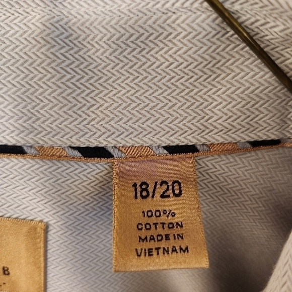 Boys L/S Button Down Shirt - Picture 3 of 10